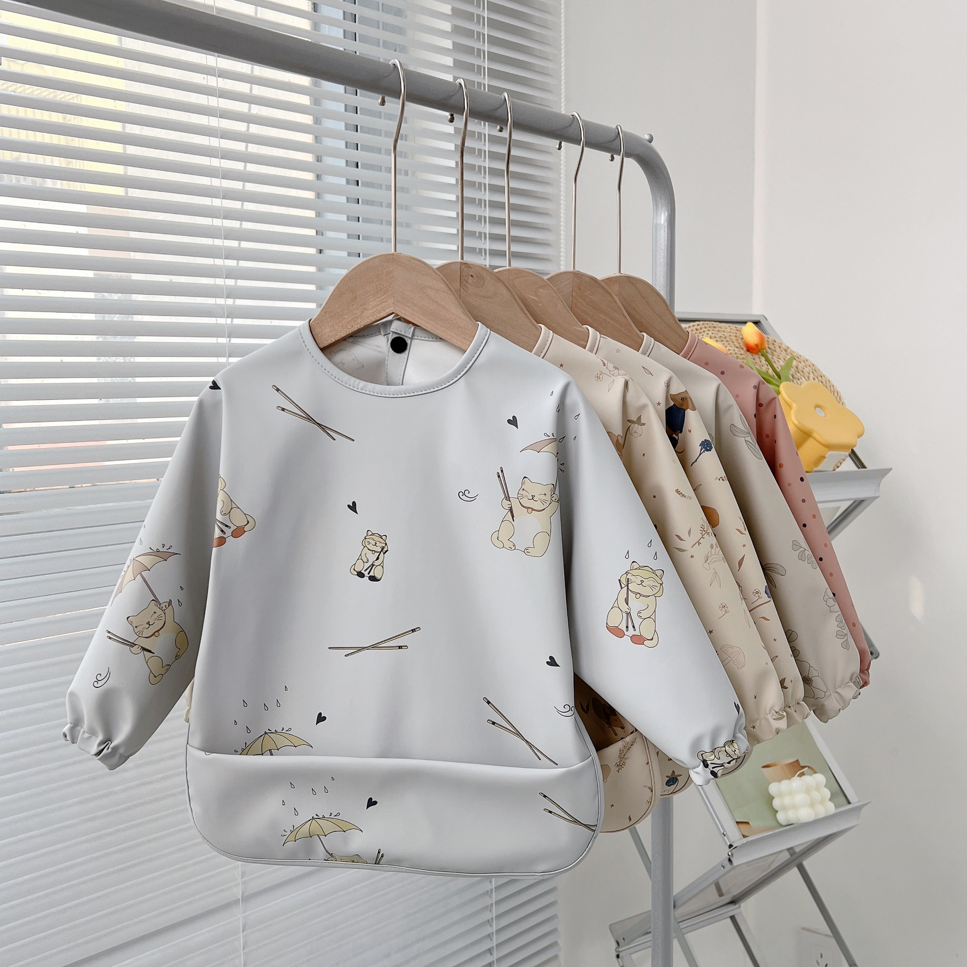 Baby Bibs PU Long Sleeved Pain – Baby Food Brand Bewertung und Preis